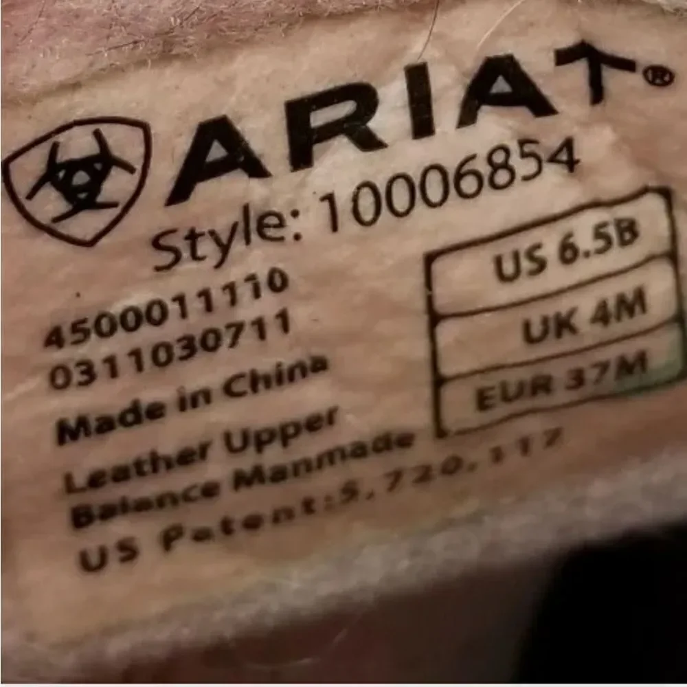 Ariat boot fat baby Women's size 6.5 pink camo brown leather
